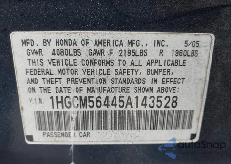 2005 Honda Accord 2.4 Lx z USA, uszkodzony, nr VIN 1HGCM56445A143528